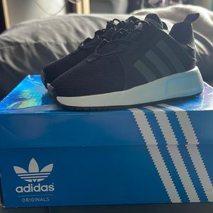 New Adidas Black/White Toddler Shoes